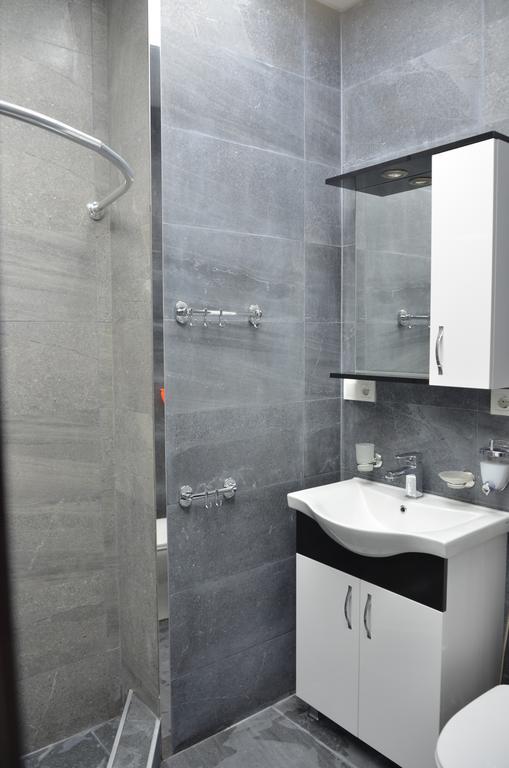 Studio "Black - White" Batumi Exterior foto